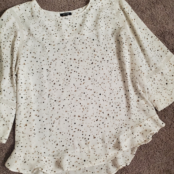 Apt 9 Ruffle top, large - Picture 4 of 12